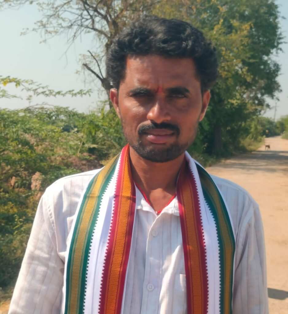 గిరిపురంలో రోడ్డు ప్రమాదం.. సర్పంచ్ మృతి*