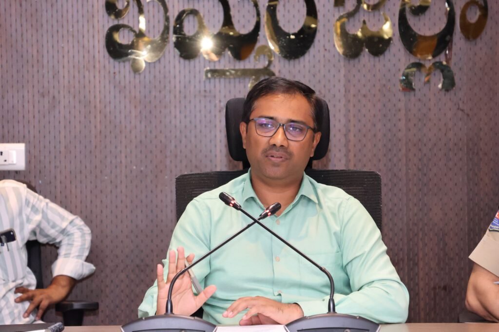 గణేష్ నవరాత్రి ఉత్సవాలకు పకడ్బందీ ఏర్పాట్లు నిమజ్జన పాయింట్ల వద్ద నీటి లభ్యతపై ప్రత్యేక కార్యాచరణ: కలెక్టర్ దివాకర టిఎస్