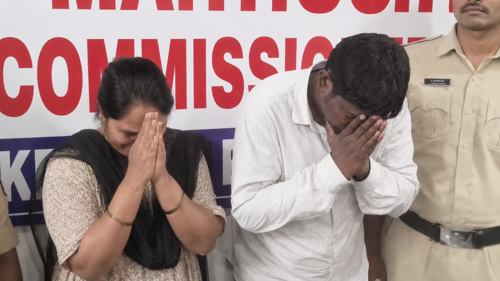 ప్రముఖులతో ఫొటోలు.. ఫేక్ ఐడీలతో మోసం చేసిన భార్యాభర్తలు అరెస్ట్