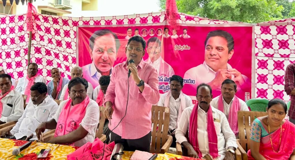 గులాబీమయమైన బోనకల్.. హోరెత్తిన భారీ బైక్ ర్యాలీ