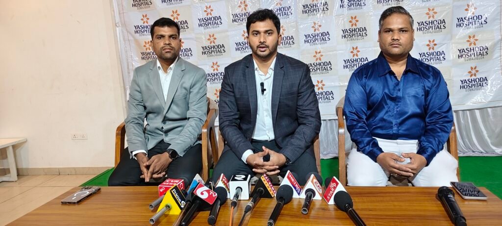 ఛాతీ సంబంధిత వ్యాధులను ప్రారంభ దశలోనే గుర్తించాలి థొరాసిక్ సర్జరీపై అవగాహన కల్పించిన యశోదా హాస్పిటల్స్ వైద్యుడు డాక్టర్ రోహన్ రెడ్డి.*